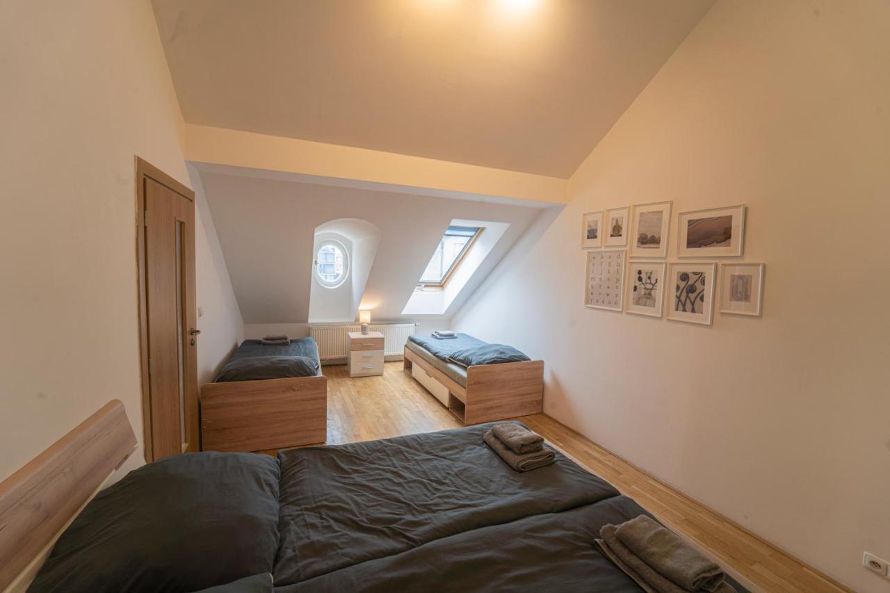 Free Parking- Cozy Apartment In Historical Building Center Praha Bagian luar foto